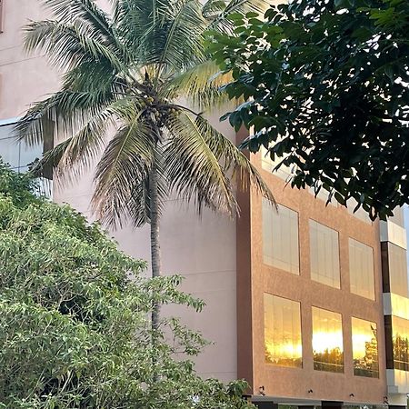 Hotel Aashraya Dod Jala Luaran gambar