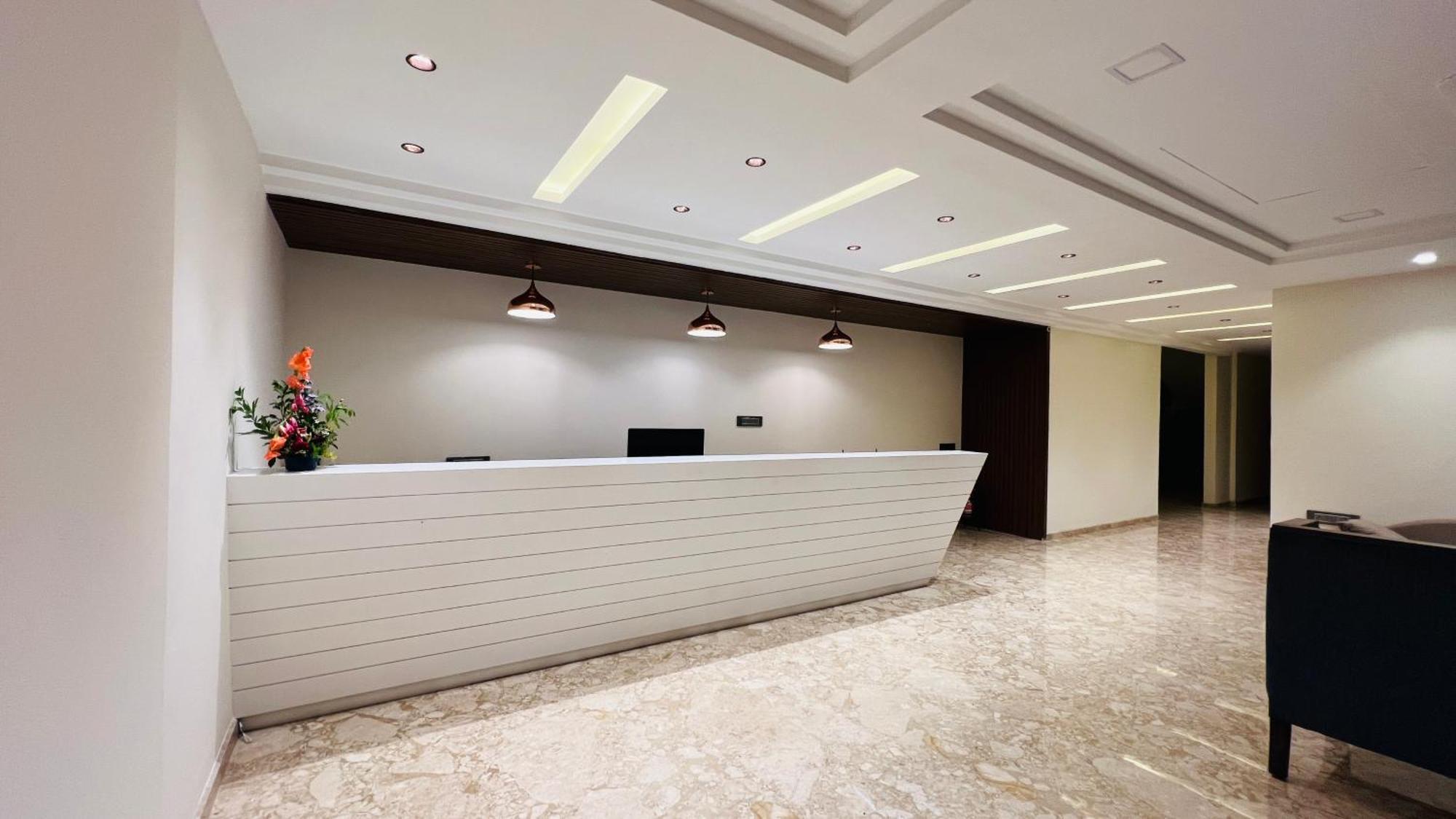 Hotel Aashraya Dod Jala Luaran gambar