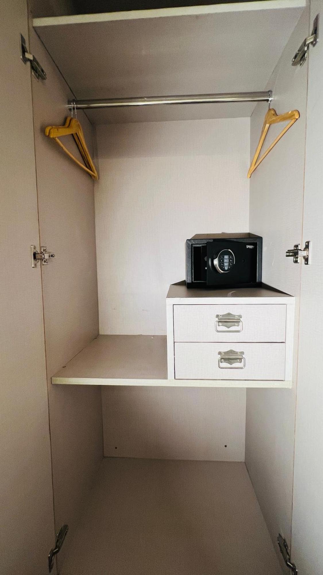 Hotel Aashraya Dod Jala Luaran gambar