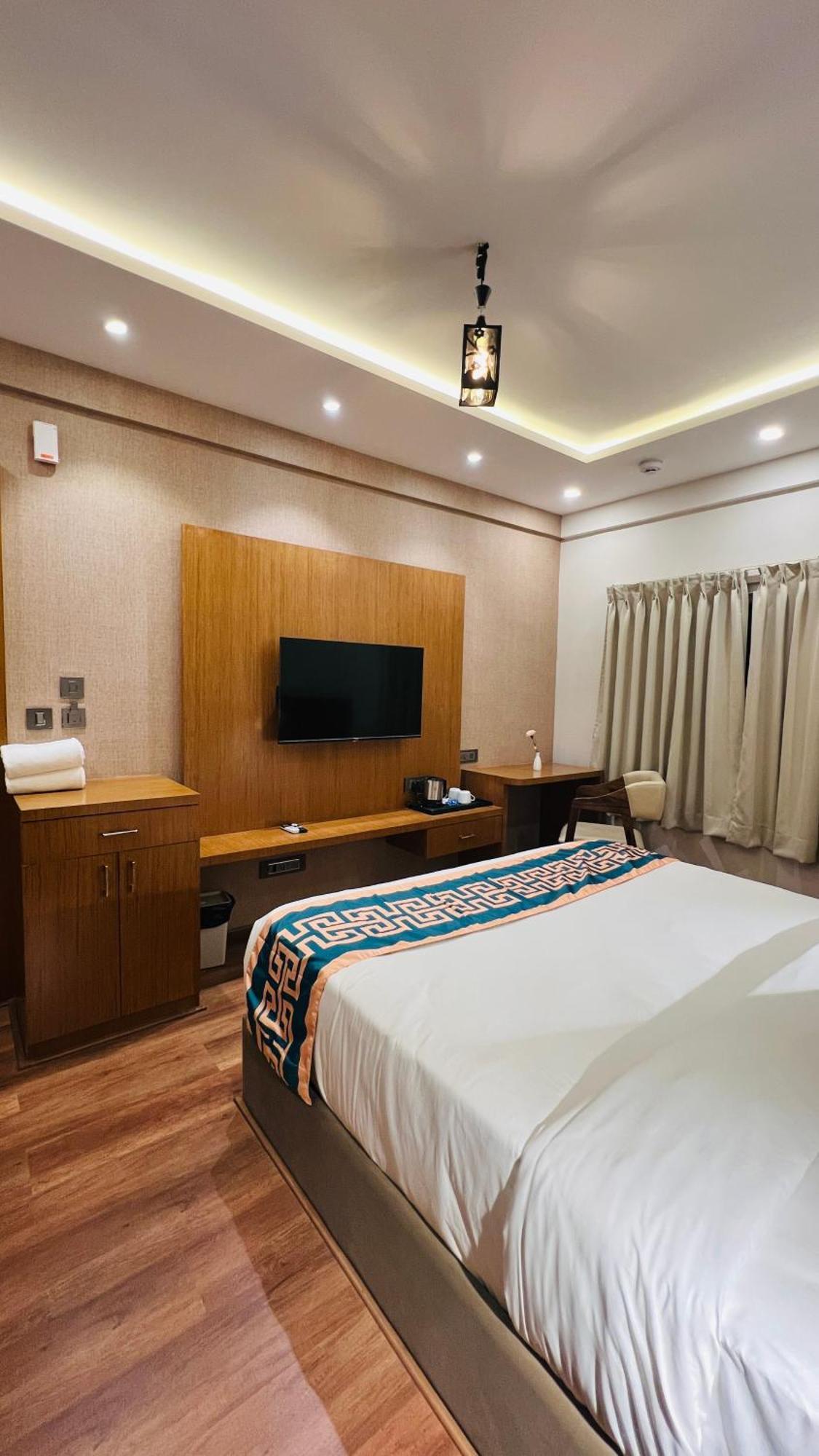 Hotel Aashraya Dod Jala Luaran gambar