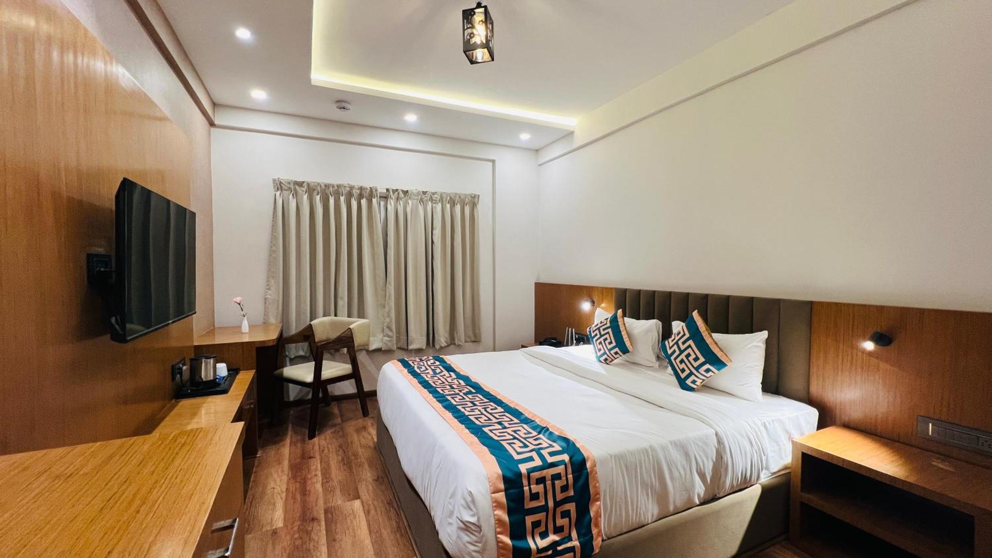 Hotel Aashraya Dod Jala Luaran gambar