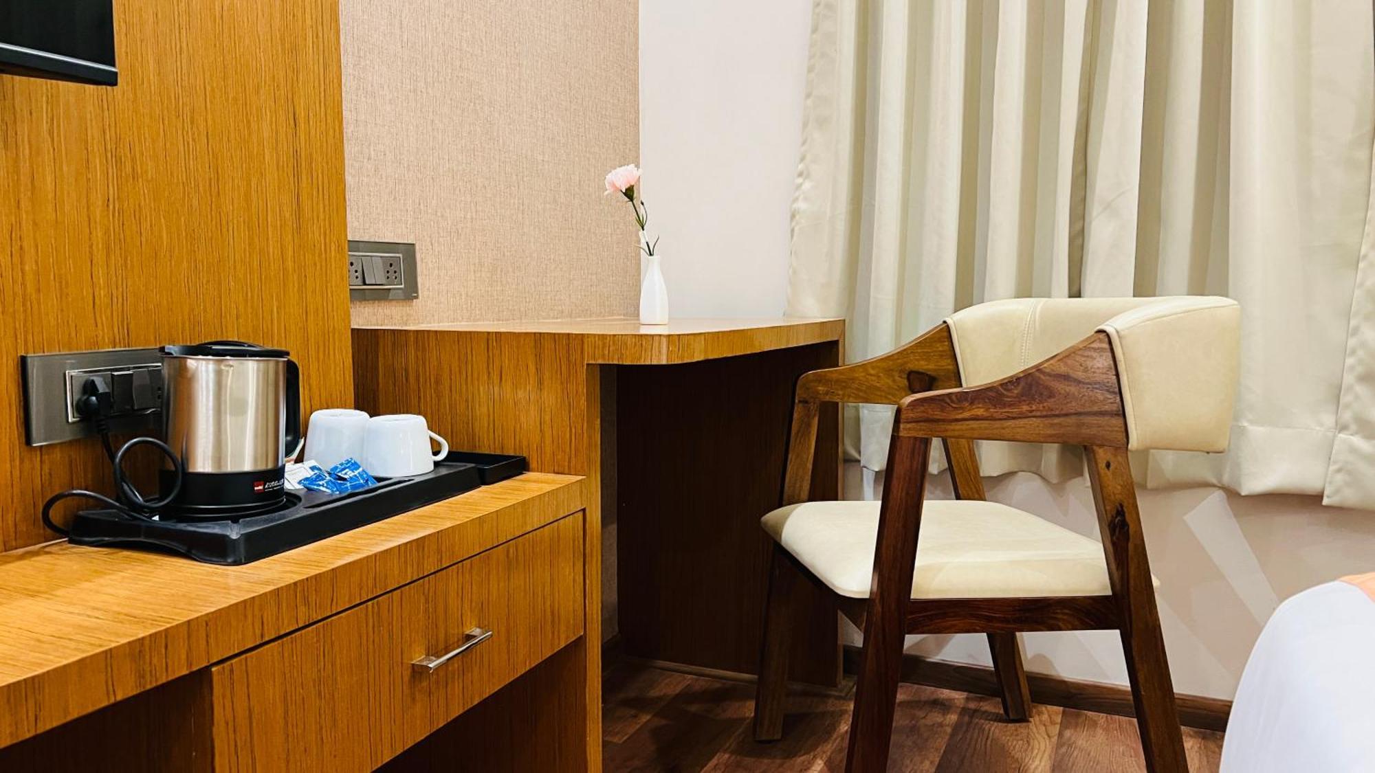 Hotel Aashraya Dod Jala Luaran gambar